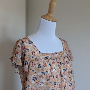 NWT Flutter Sleeve Floral Print Blouse size XS